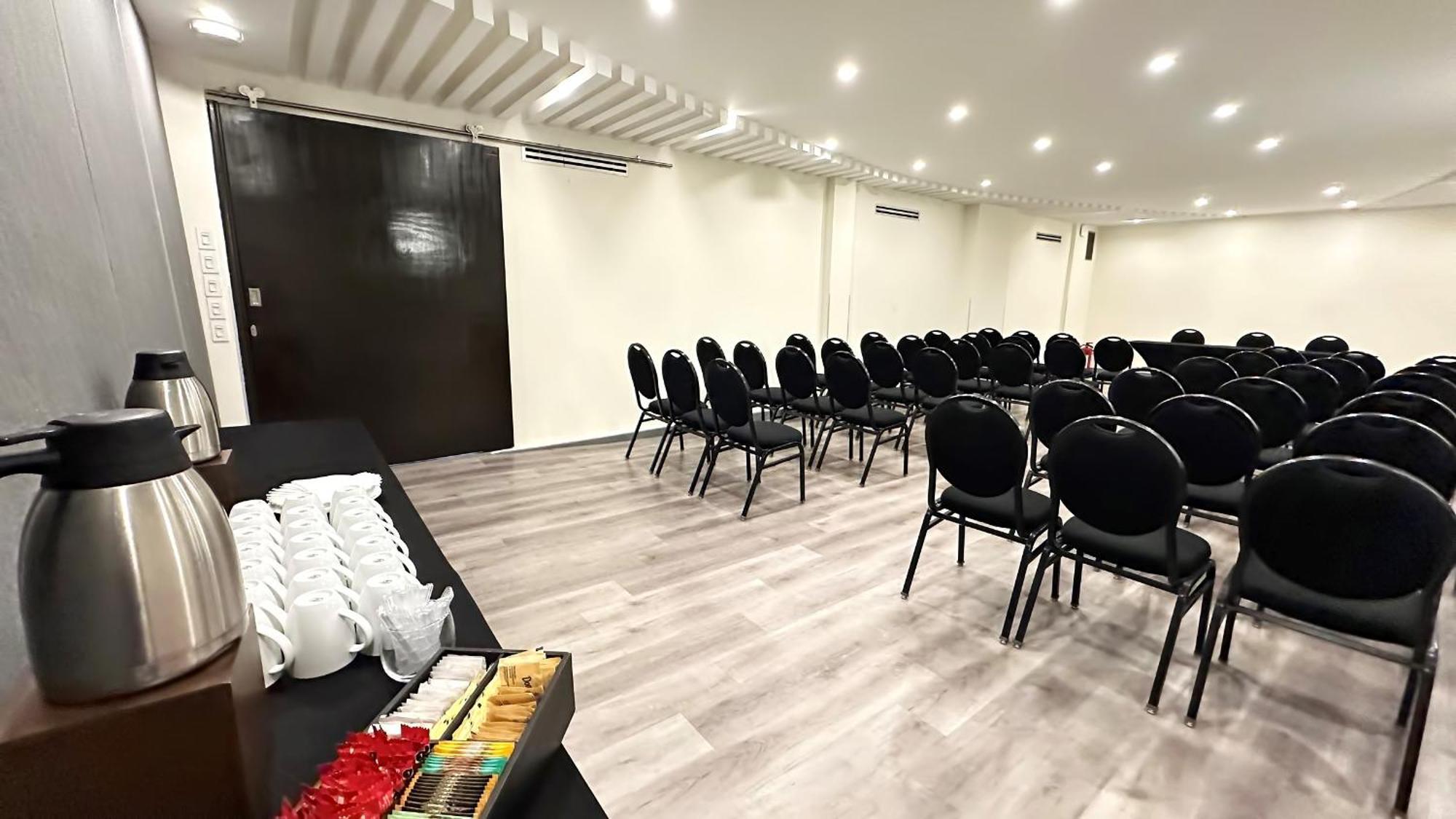 Hotel Ritz Ciudad De 4*