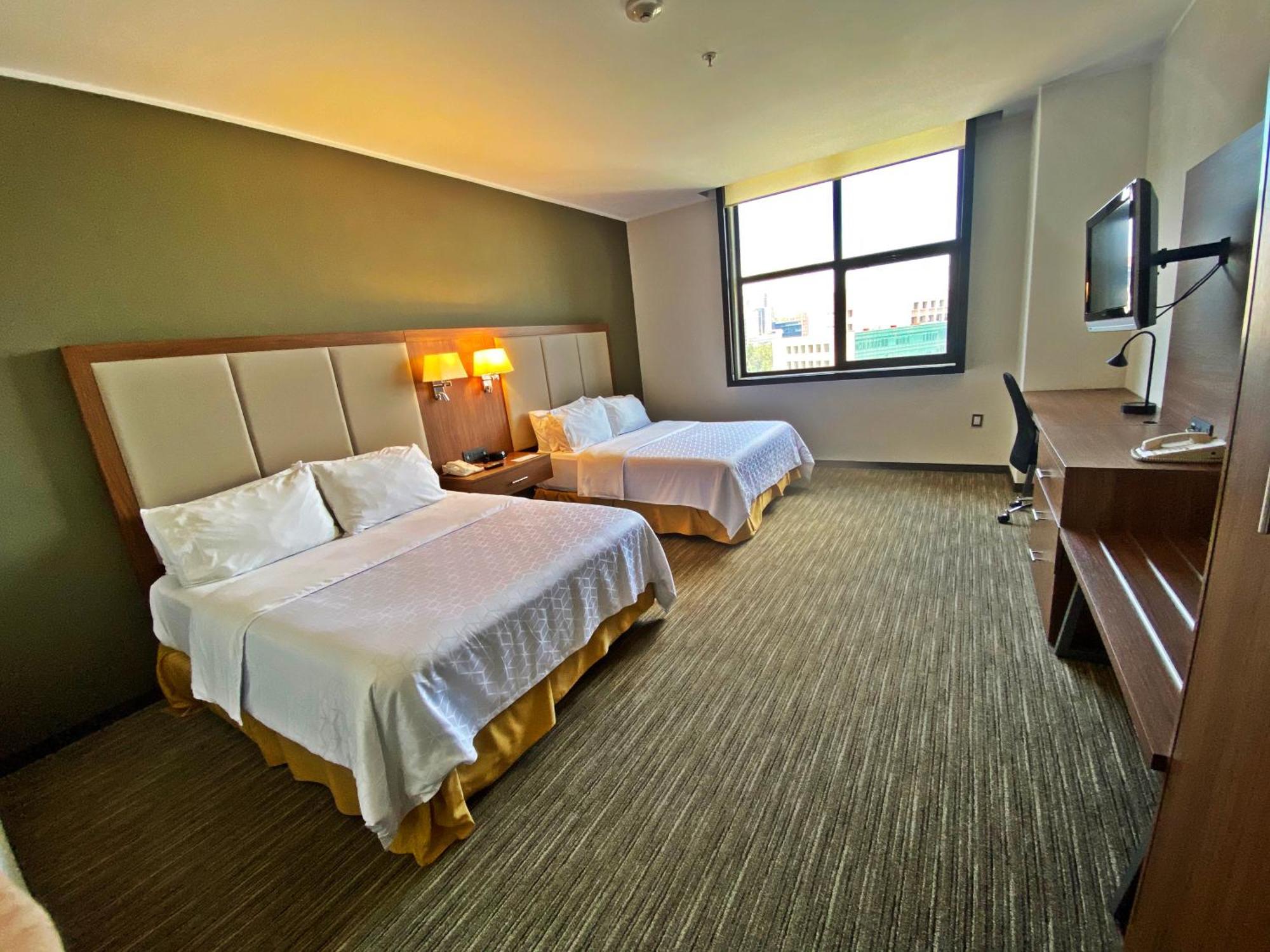 Hotel Express Santa Fe, An Ihg México DF