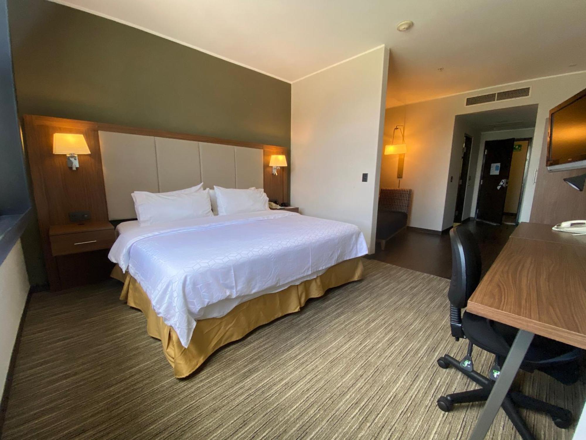 Express Santa Fe, An Ihg Hotel