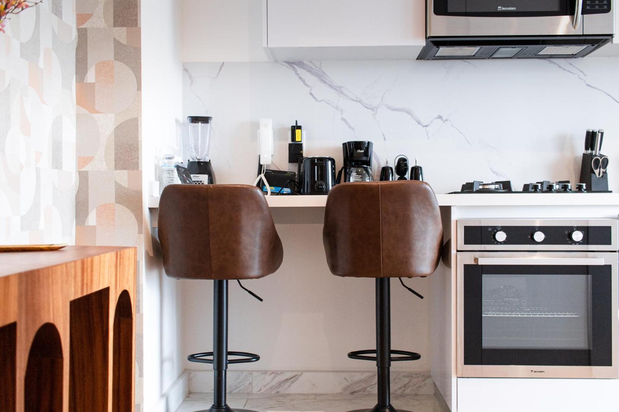 Iconic Terrace View Apartment *