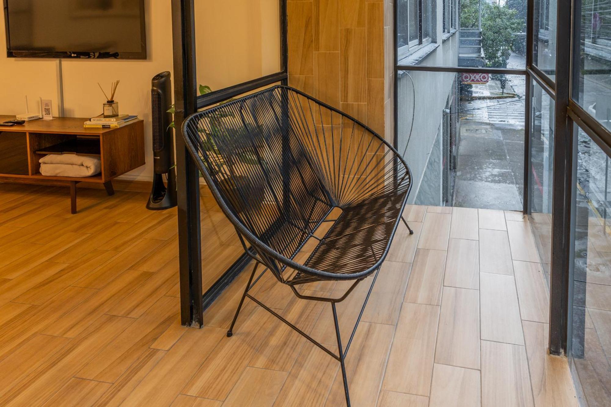 Posh Polanco Tvs And Desks In Each Сasa de vacaciones