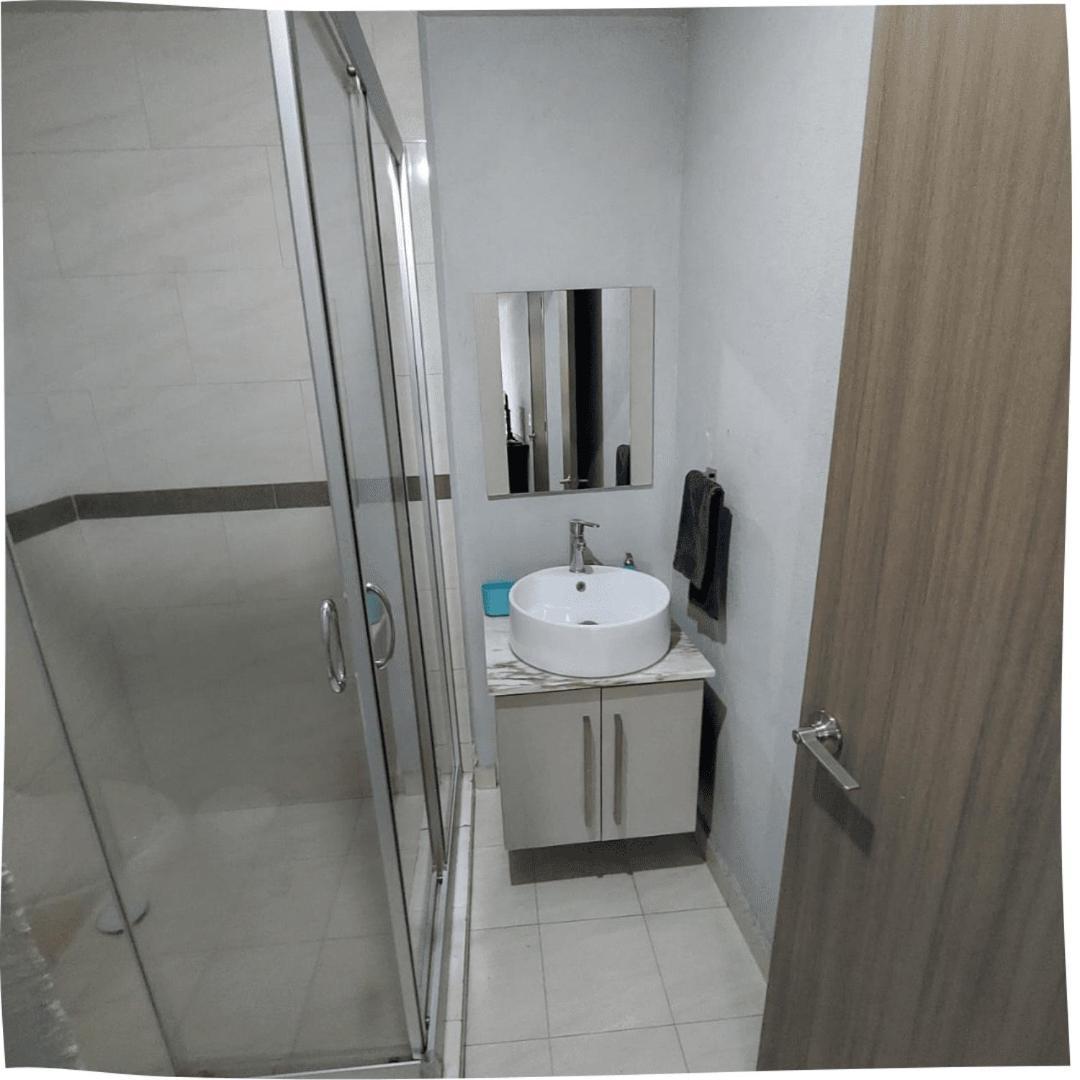 Lindo Departamento Con Estacionamiento Gratis Apartamento