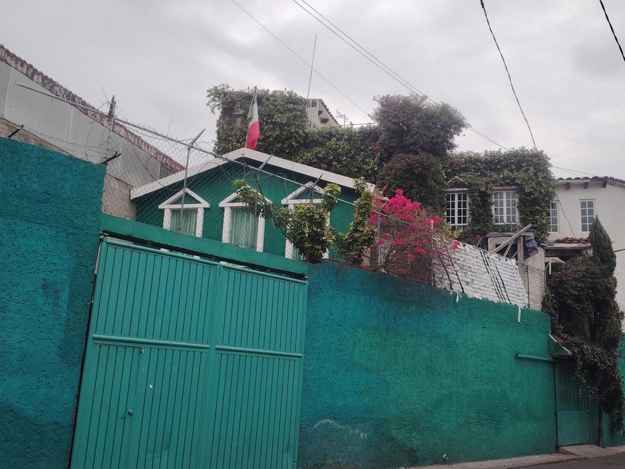 The House By E&m Cama Queen * Mexico City