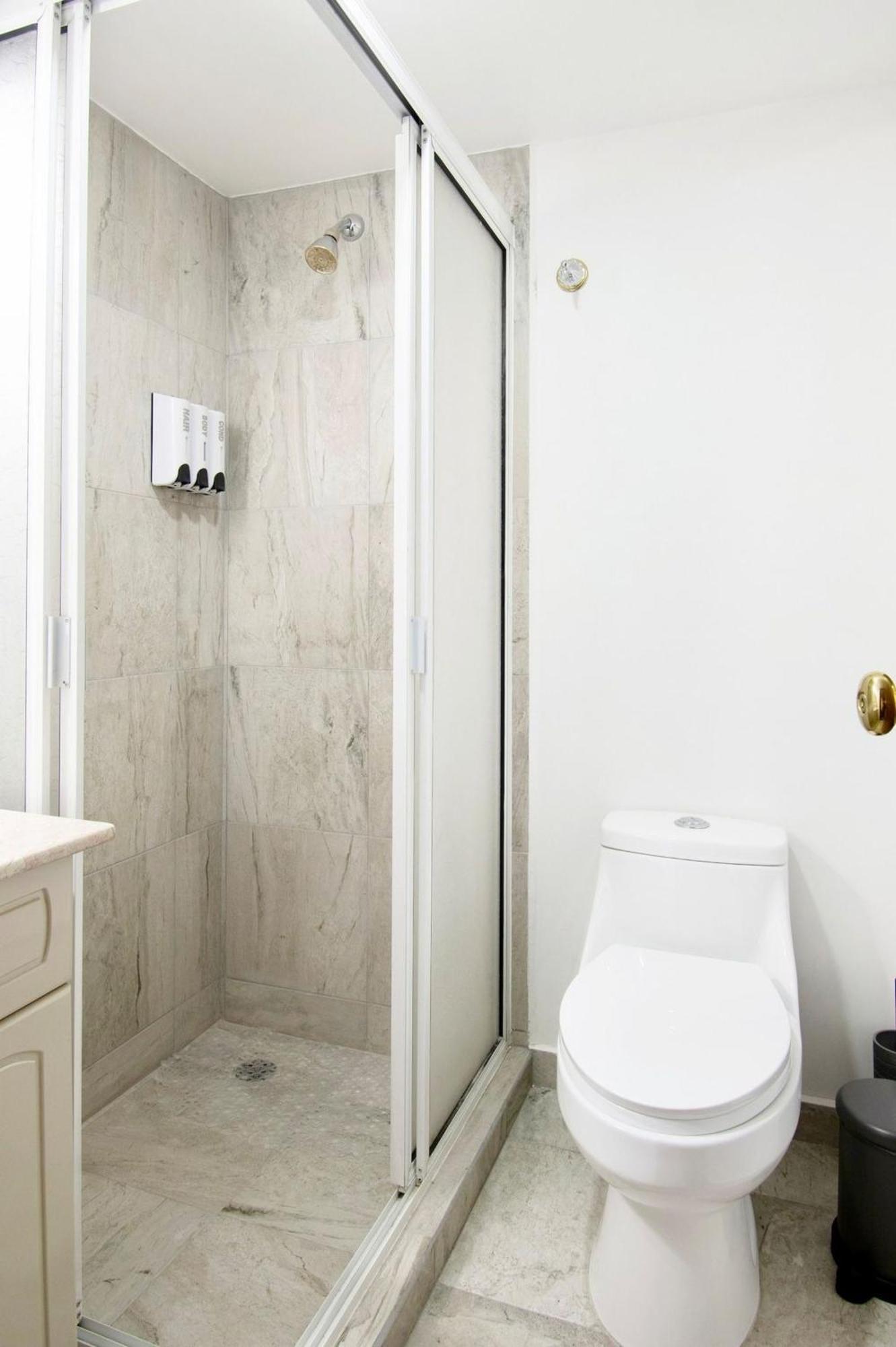 Panchito - Bright & Spacious 3-br-2bth, Near Wtc/ Insurgentes * México DF