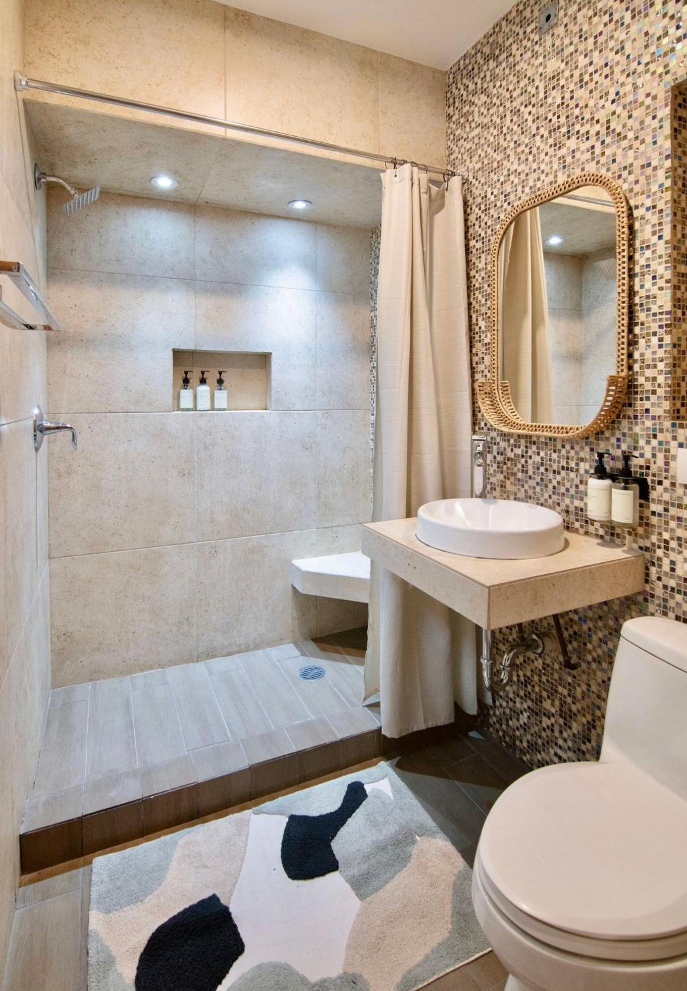 Combo Marrakesh House Kesh - Duplex, 2 Joint Houses.10br, 7.5 Bath, 22 Guest Сasa de vacaciones
