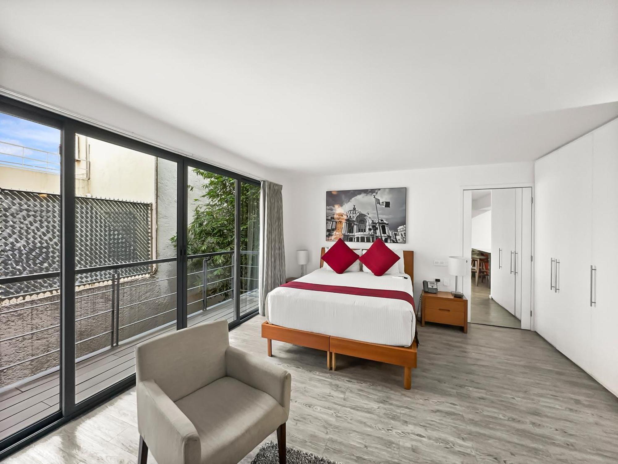 Armonik By Casanevo Hotel 3*