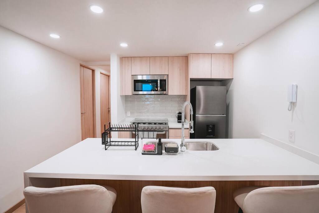 Stunning 3br With Pool, Gym, Coworking In Condesa Apartamento