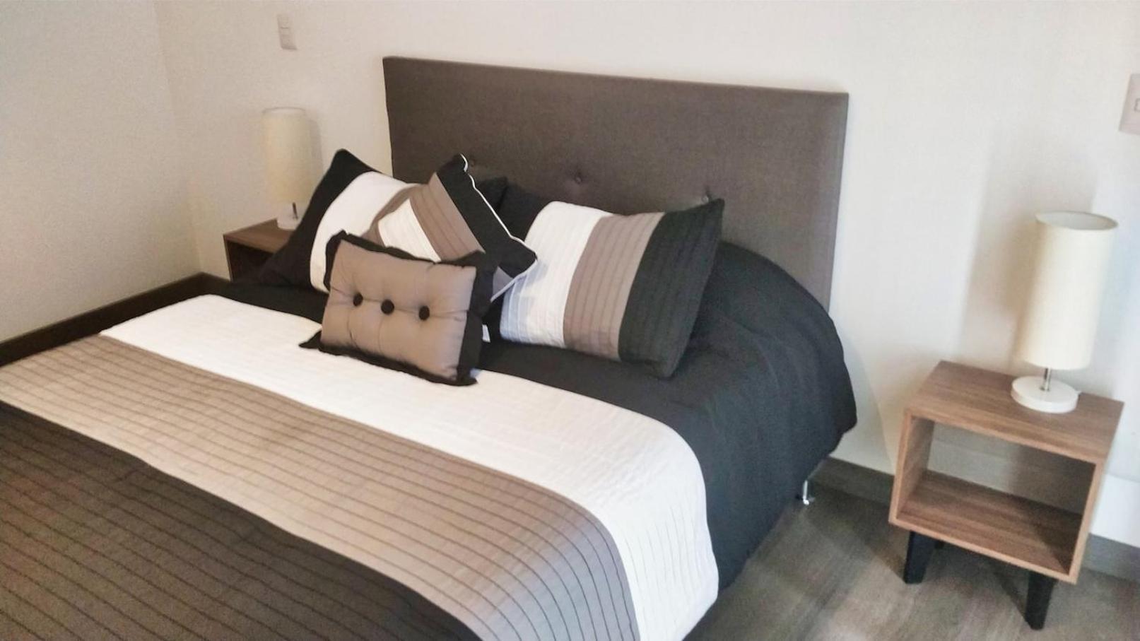 Great Location, High Speed Wifi, Beautiful 1br Apartamento