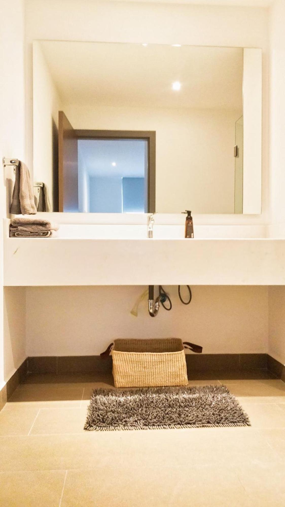 Great Location, High Speed Wifi, Beautiful 1br Apartamento