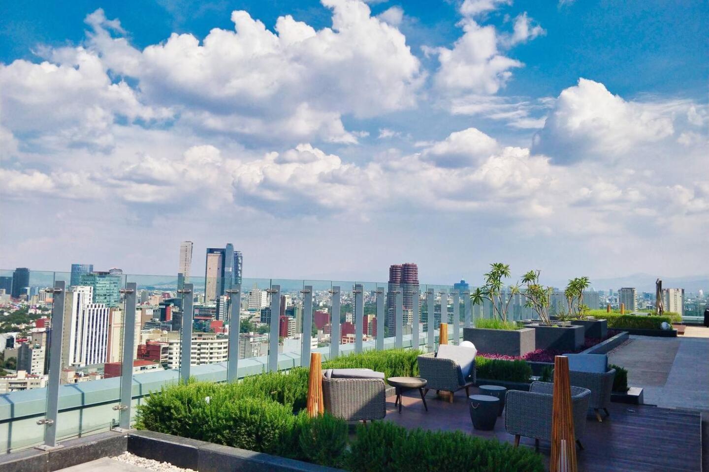 Luxury Penthouse Amazing Views Hs Wifi *