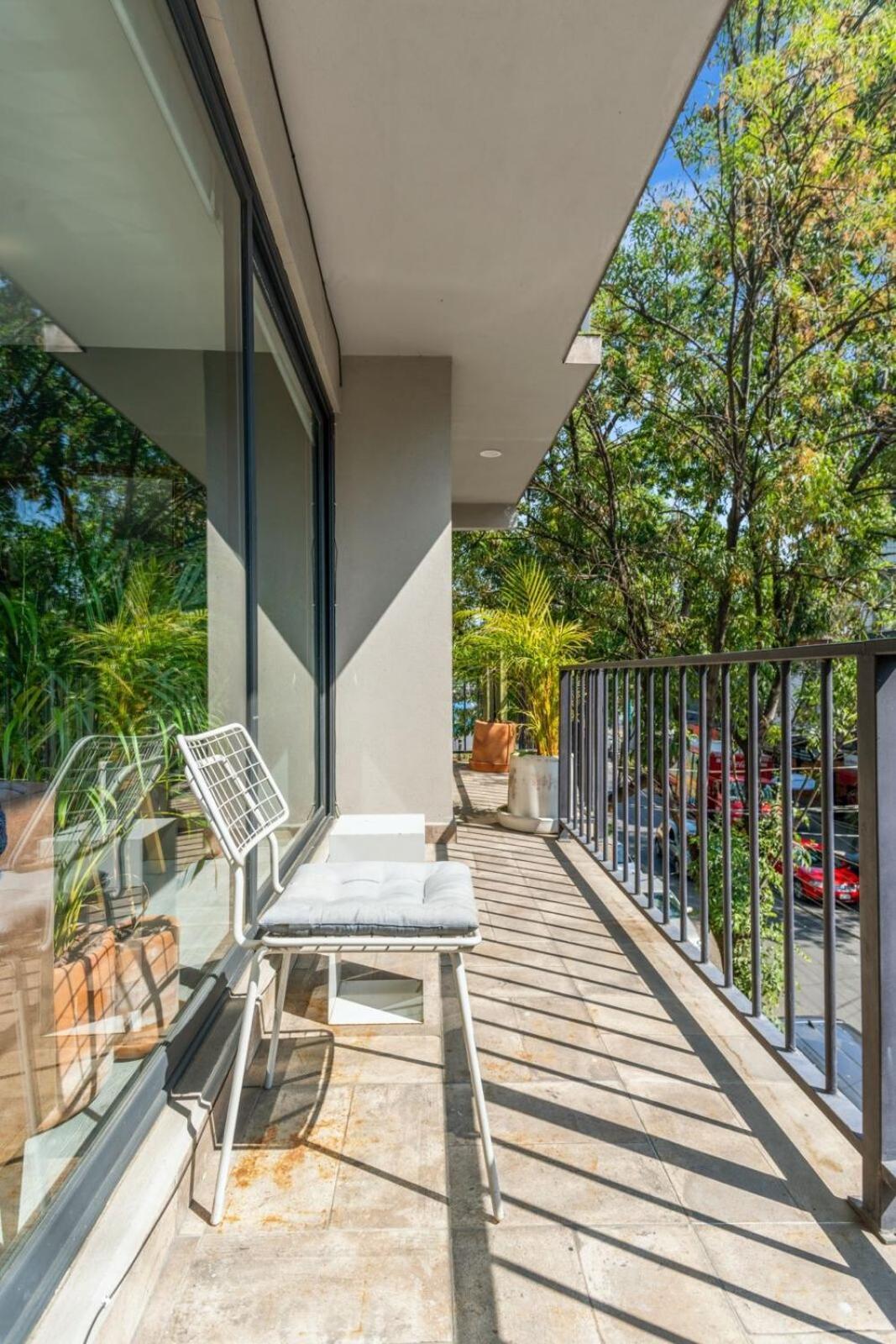 205-2 Heart Of Roma Norte 3br With Sun-filled Private Terrace *