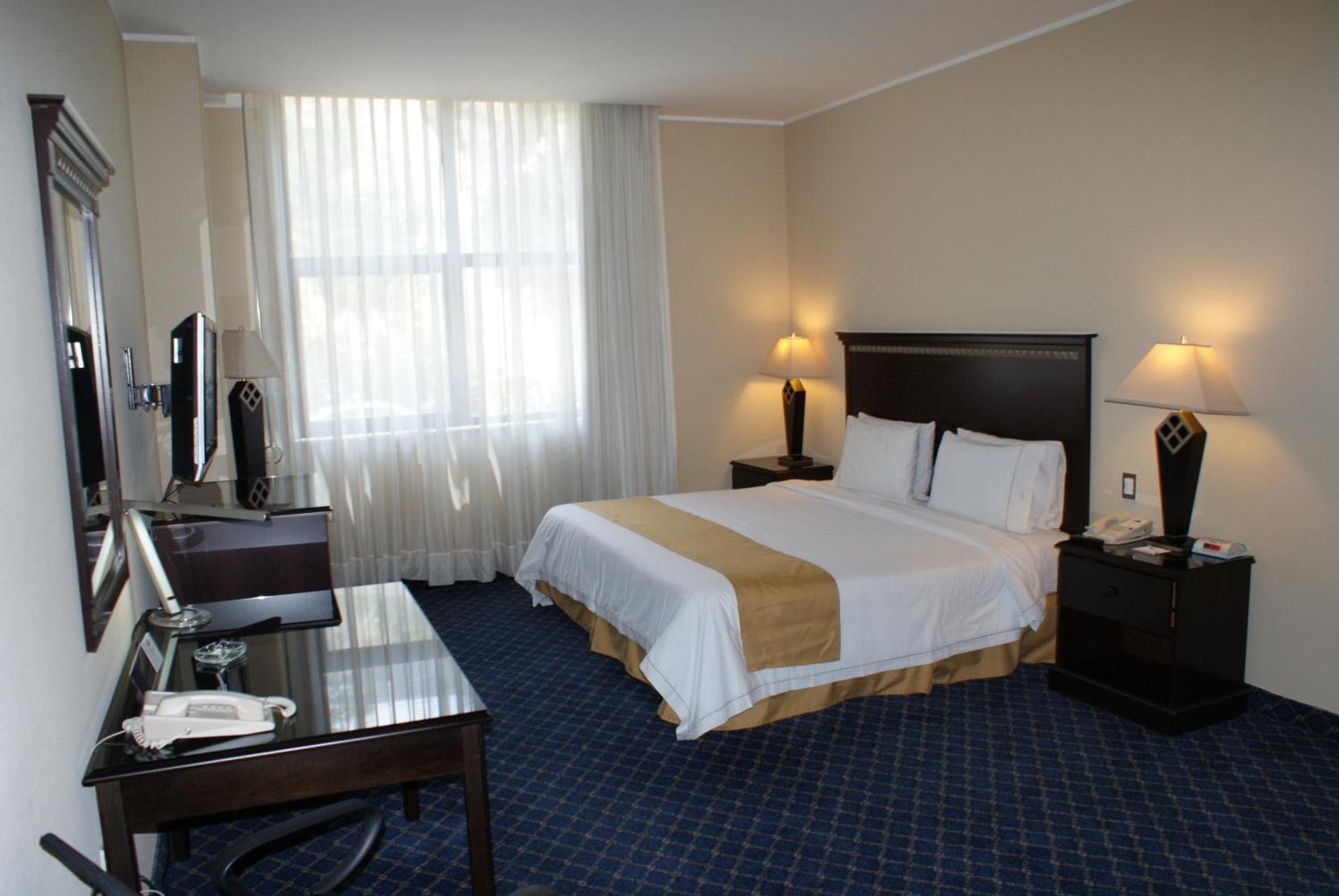 Express Santa Fe, An Ihg 4* México DF