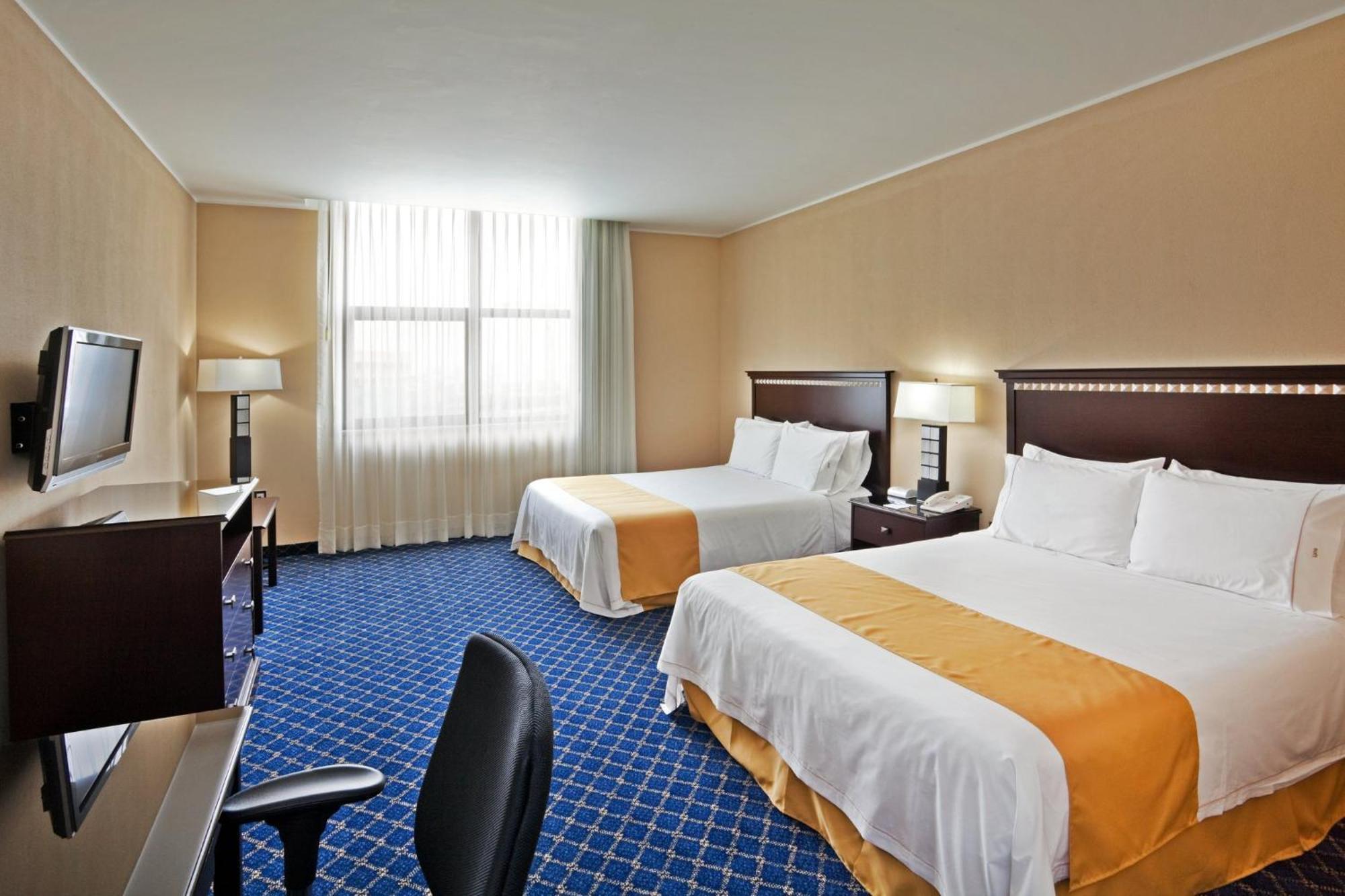 Hotel Express Santa Fe, An Ihg 4*