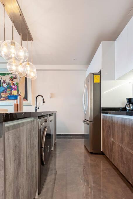 Luxury With Incredible Amenities Apartamento *