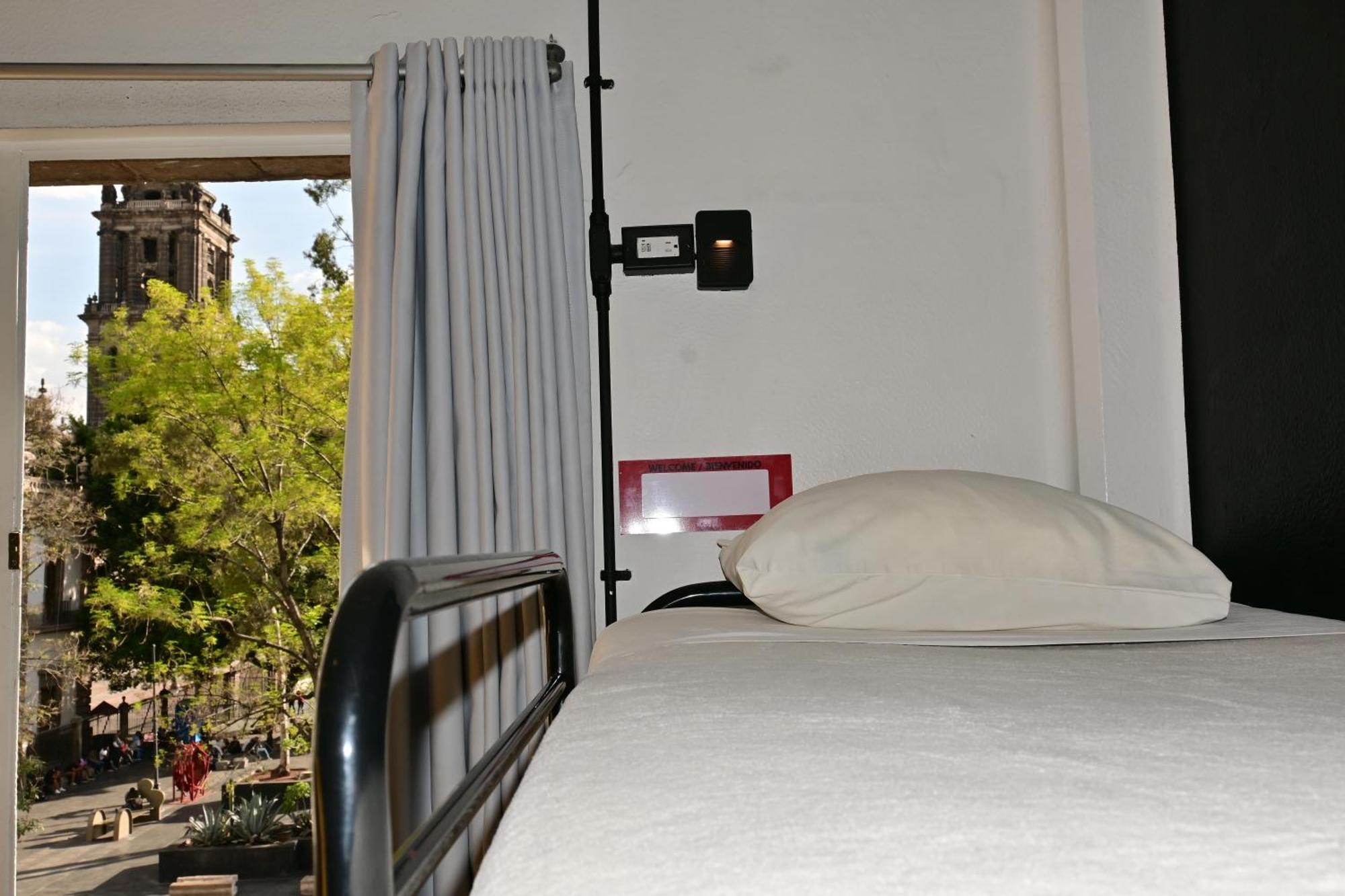 Hostal Mundo Joven Catedral *