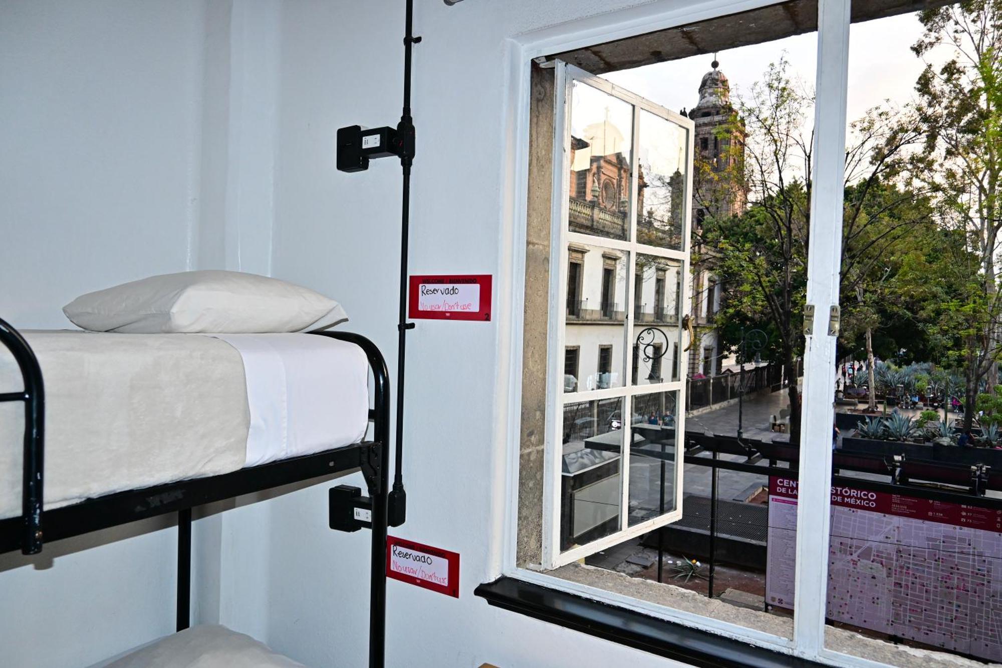 Hostal Mundo Joven Catedral *