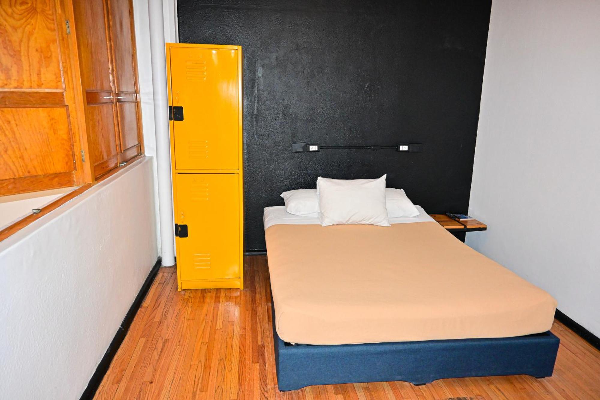 Hostal Mundo Joven Catedral