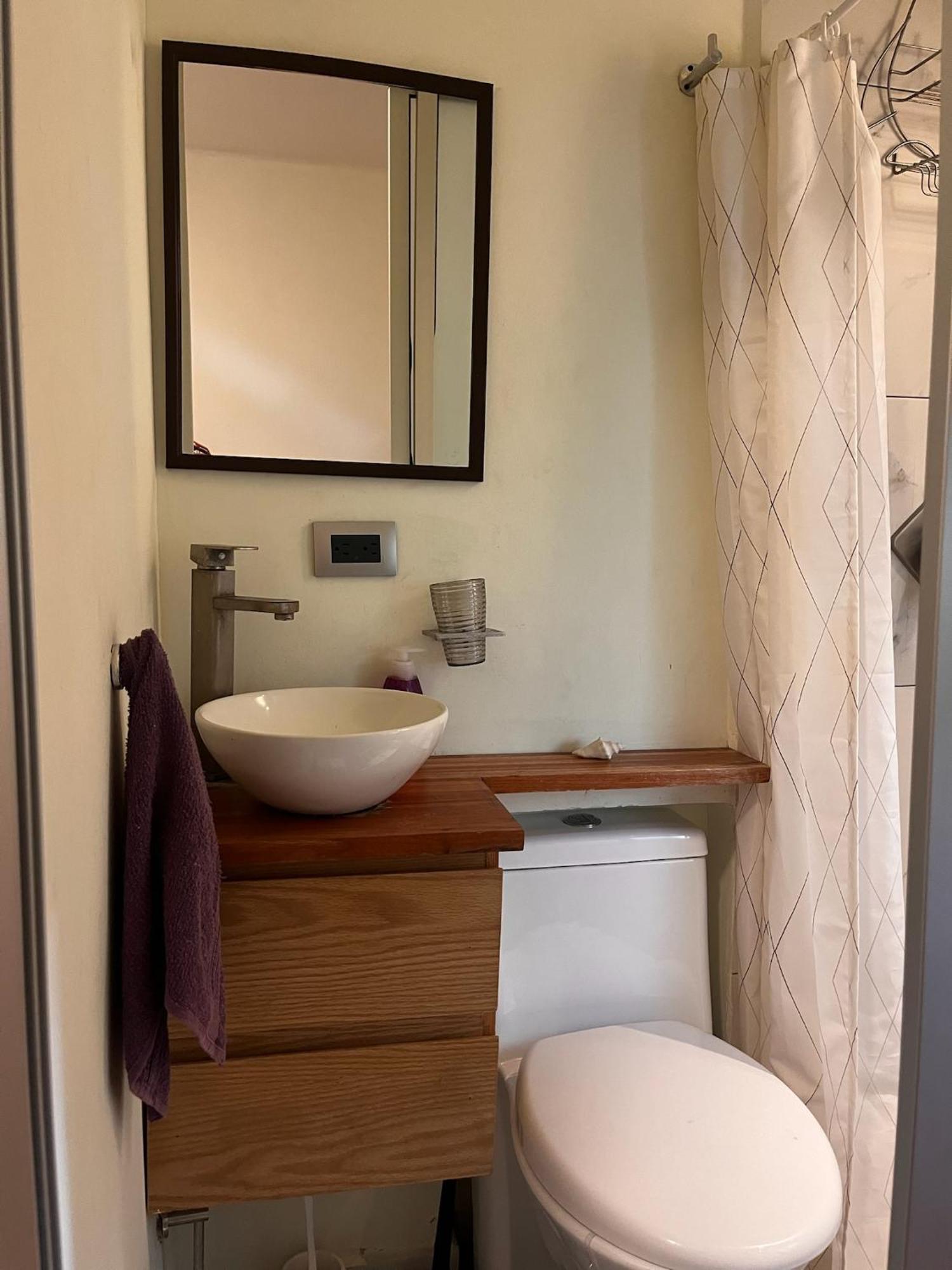 Departamento Remodelado Y Compartido En Roma Sur, Cerca Centro Medico * Cidade do México