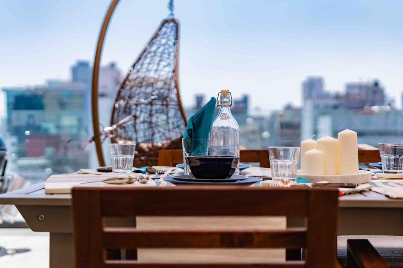 Stylish 3-level Penthouse With Private Rooftop Сasa de vacaciones