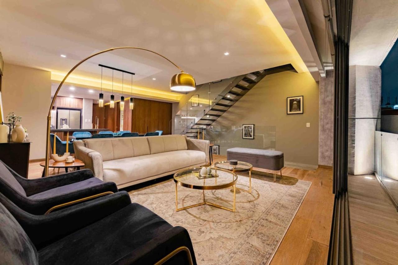 Stylish 3-level Penthouse With Private Rooftop * México DF