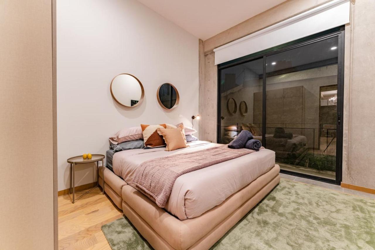 Two One Group Living Apartamento *