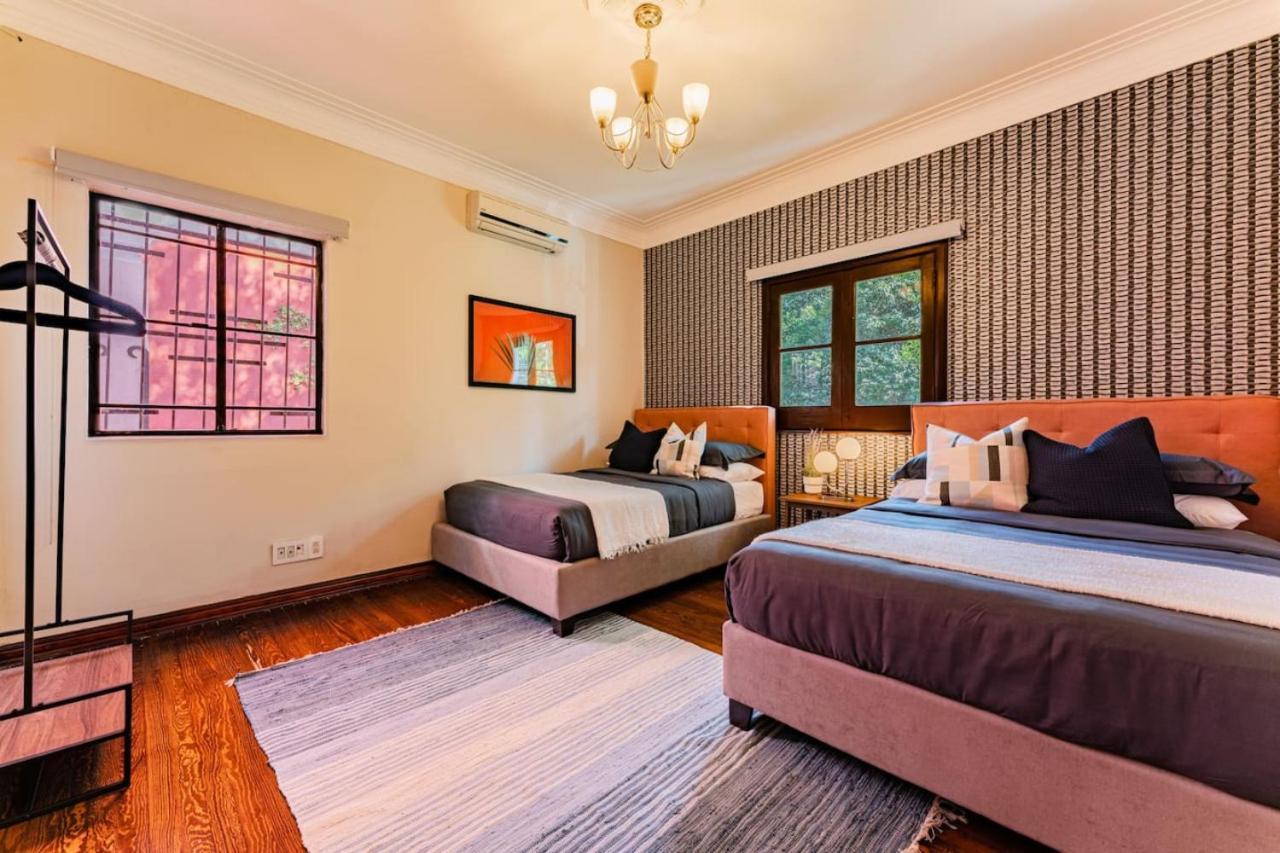 Charm Near Roma Luxurious Mansion For Groups Сasa de vacaciones