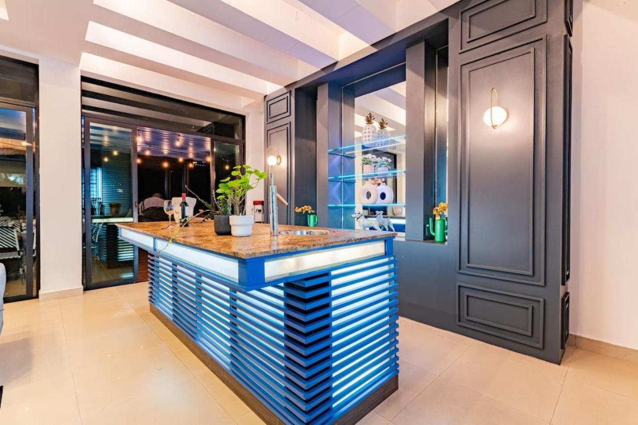 Charm Near Roma Luxurious Mansion For Groups