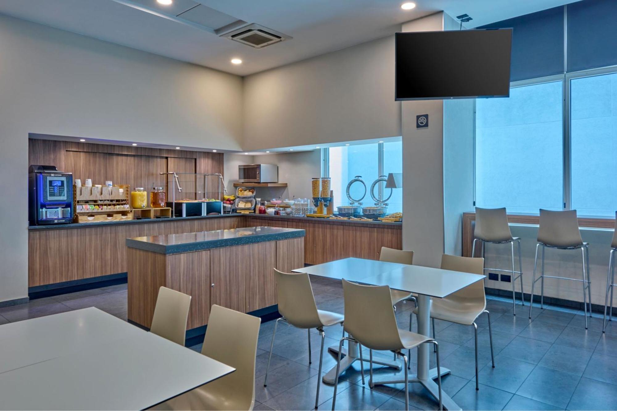 Express By Marriott Ciudad De Mexico La 3*