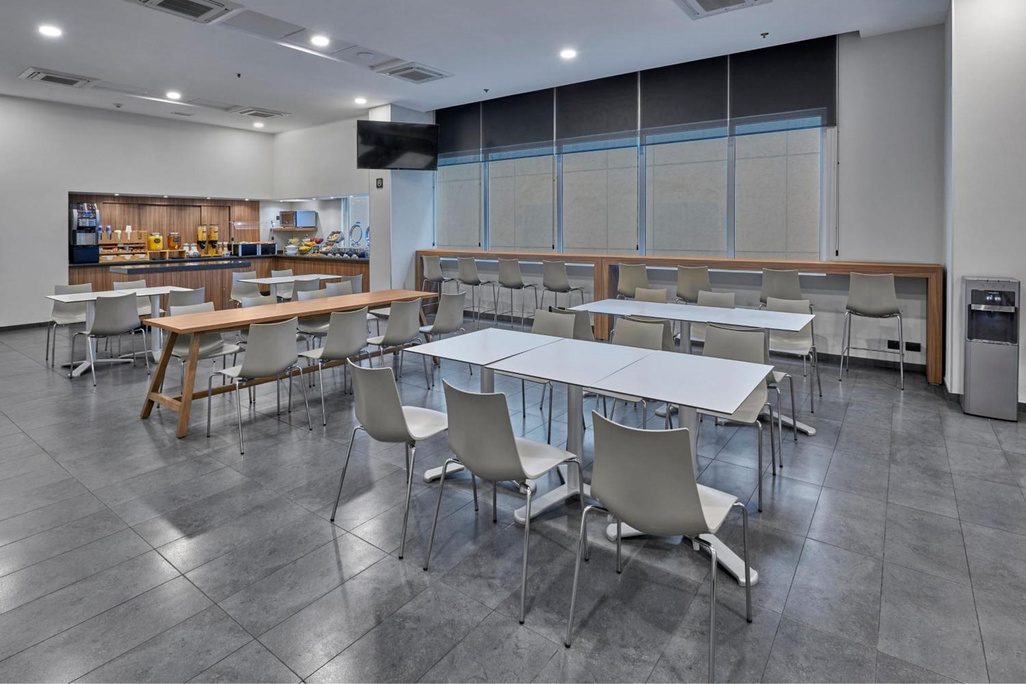 Hotel Express By Marriott Ciudad De Mexico La 3*