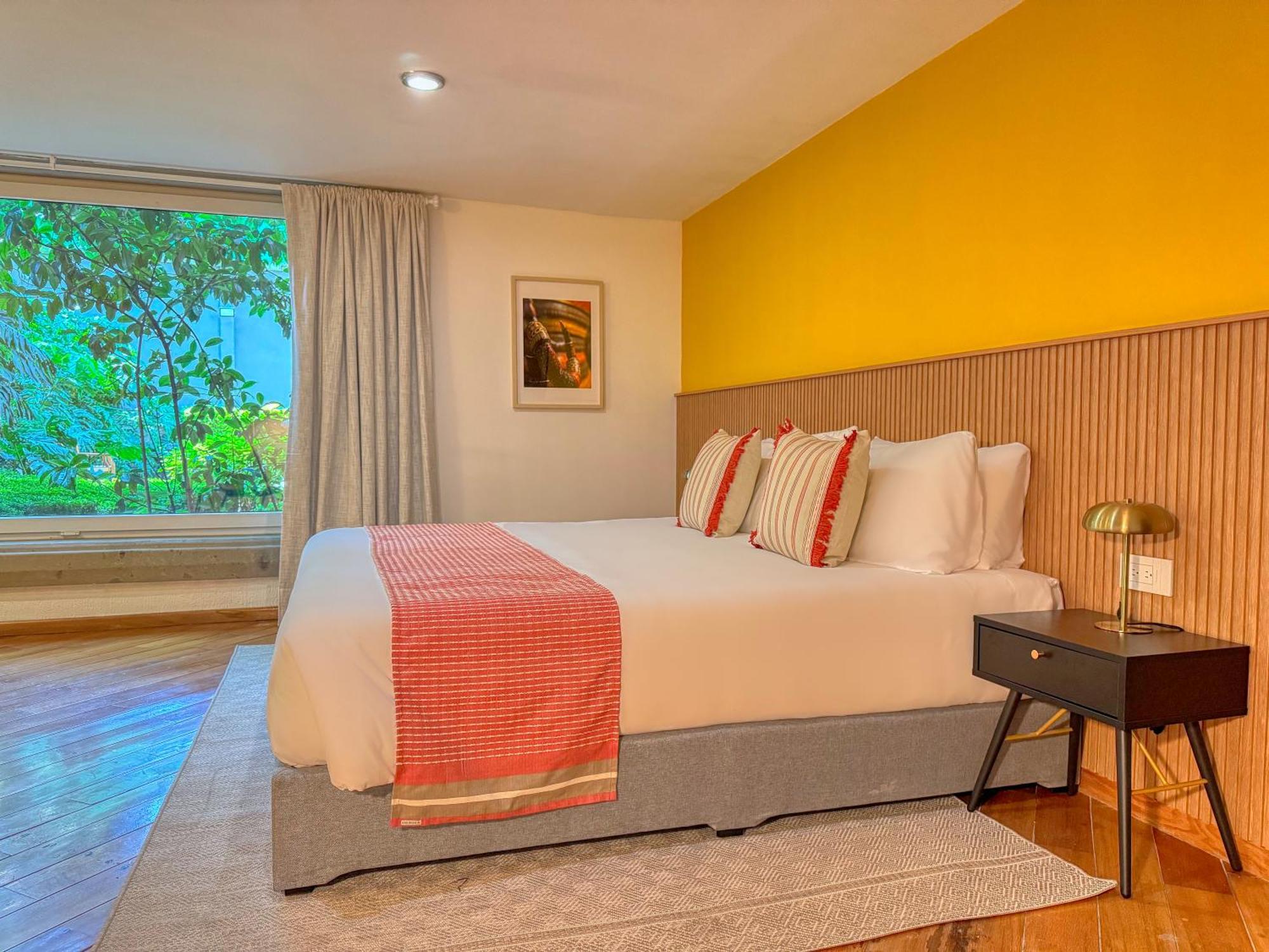 Hotel Boutique Casa Alebrije
