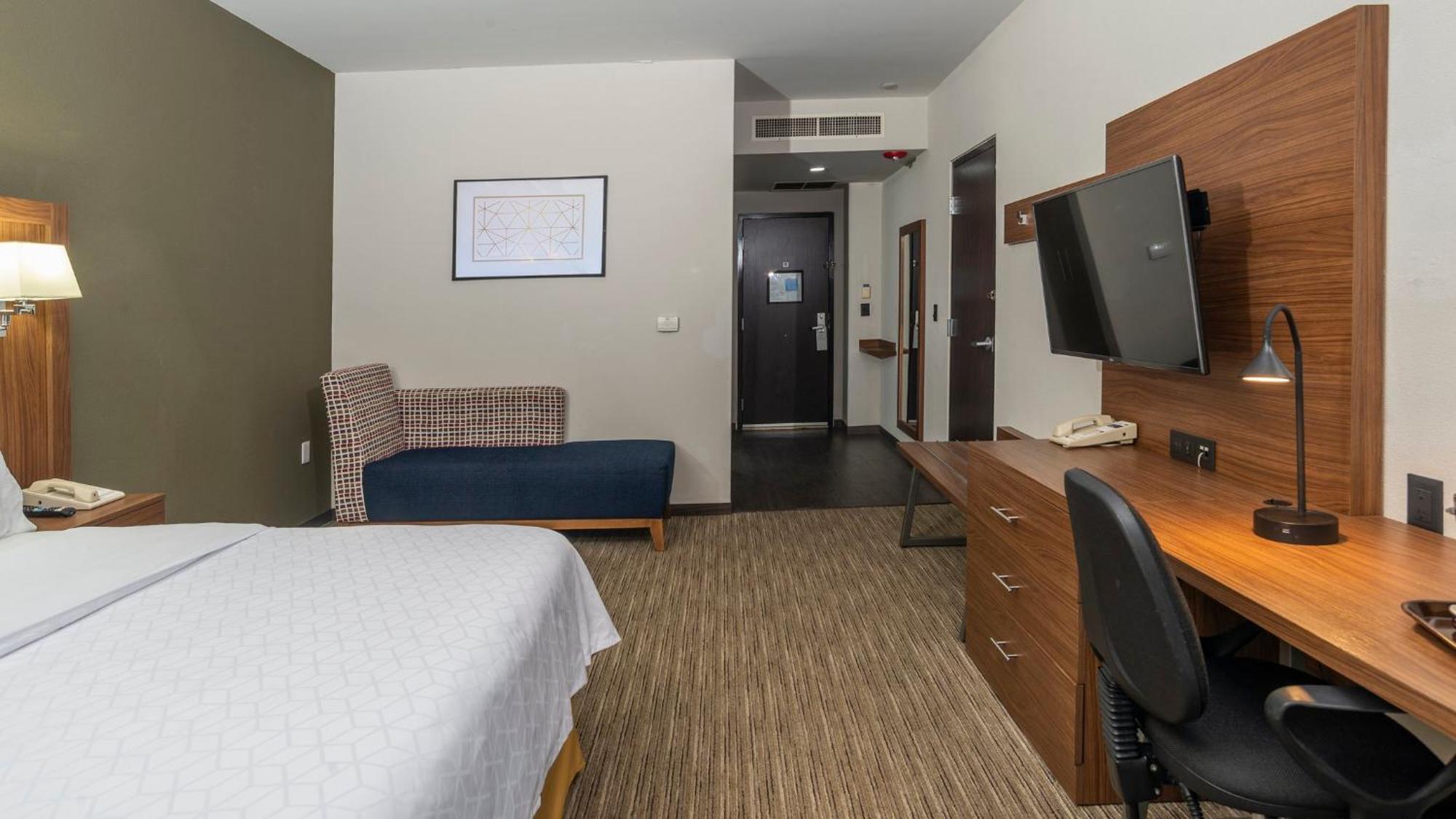 Express Santa Fe, An Ihg