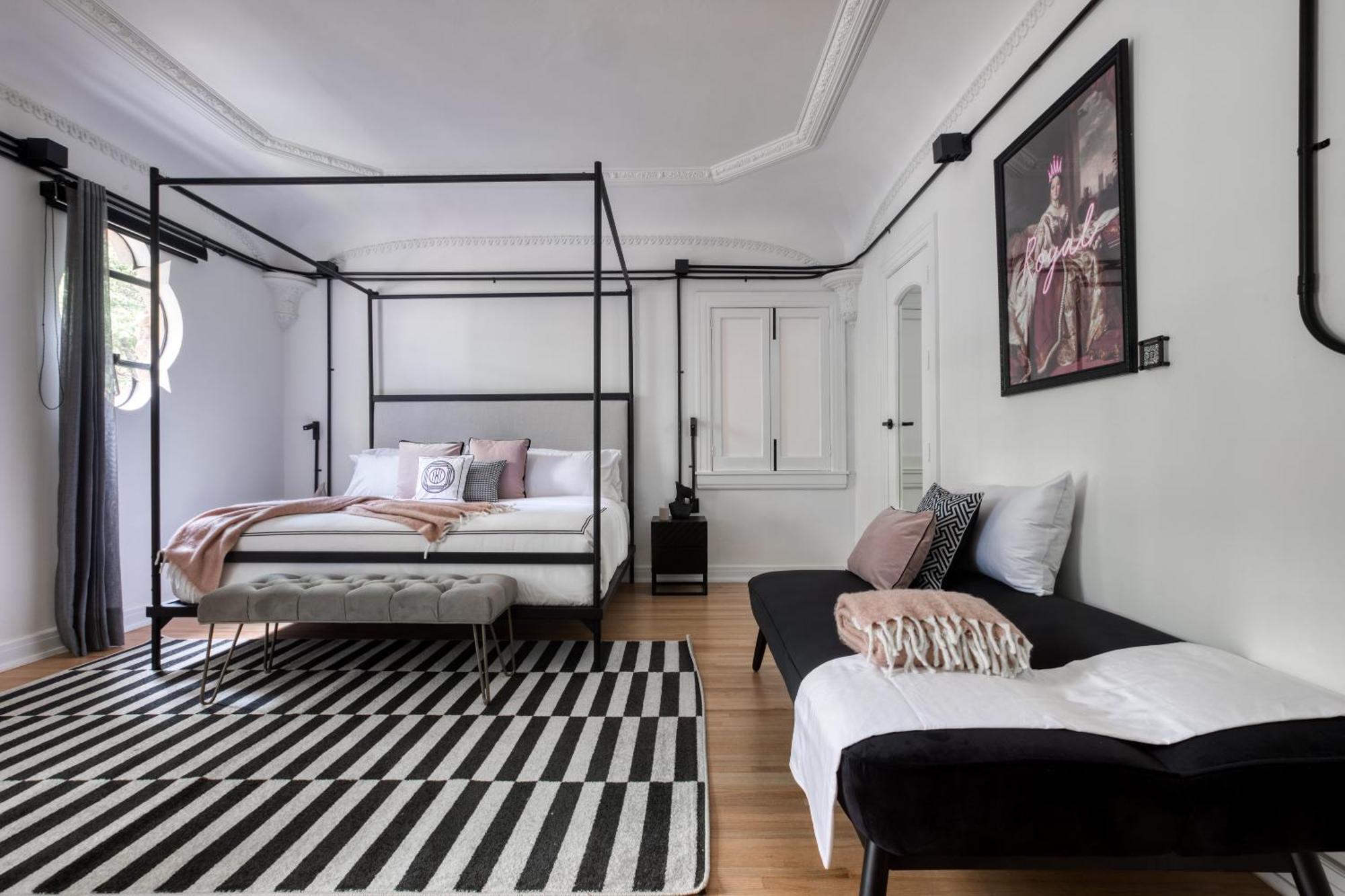 Hotel Utopic Campos Eliseos By Uliv