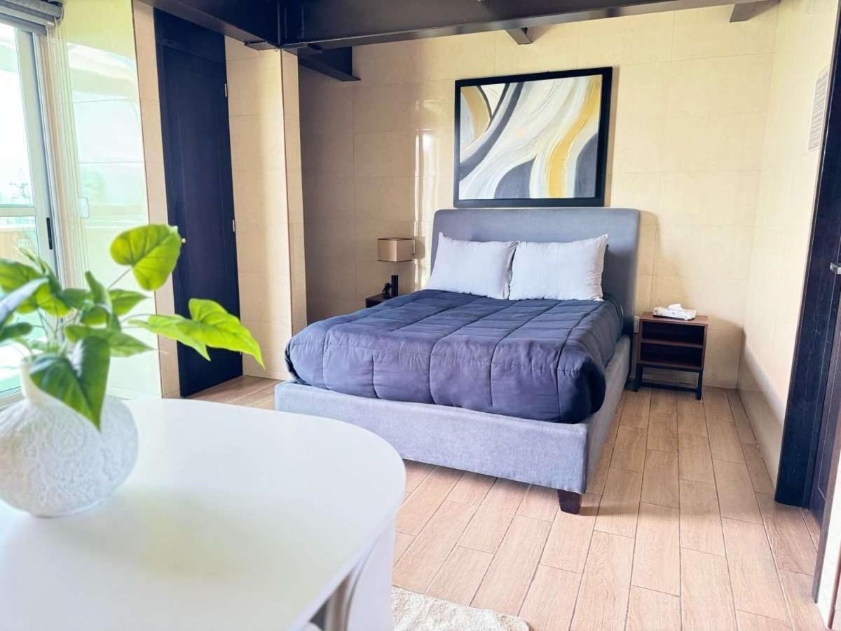 Beautiful And Comfortable Rooftop Сasa de vacaciones *
