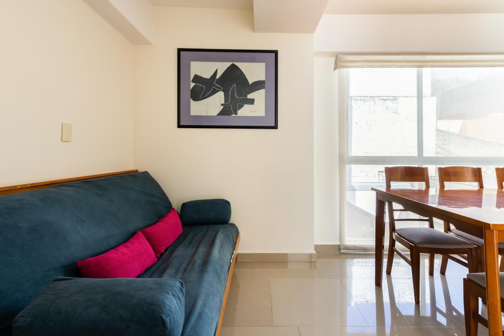 C101 - 2br - 2bth Apartamento