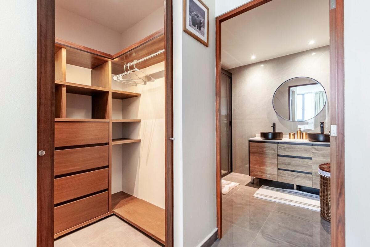 Luxury With Amazing Pool, Gym, Sauna, Wifi Apartamento