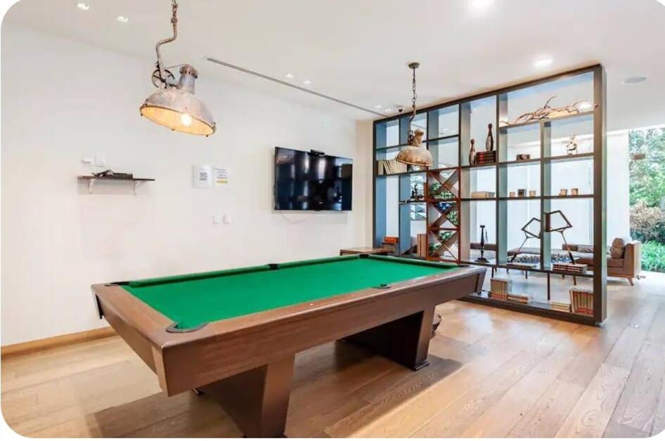 Apartamento Luxury With Amazing Pool, Gym, Sauna, Wifi