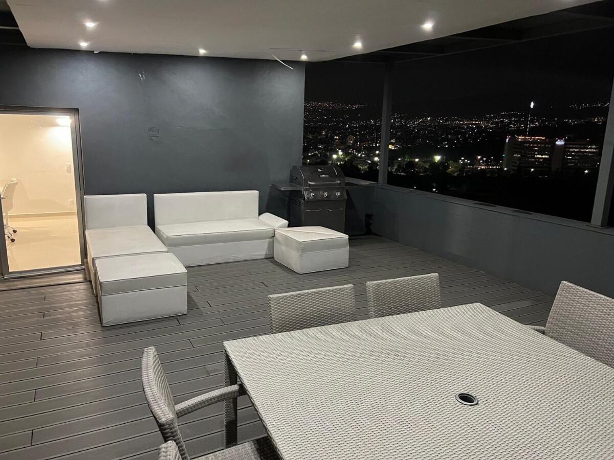 Apartamento Spectacular Ph With Office In Front Of Perisur *