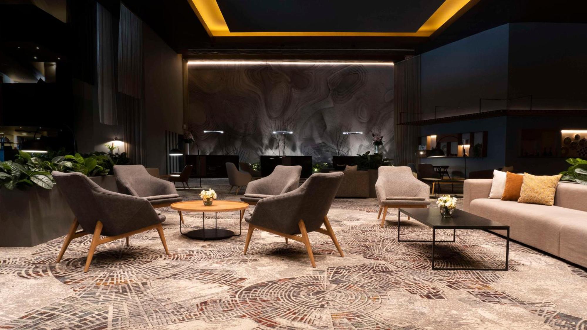 Nh Collection Mexico Airport T2 4*