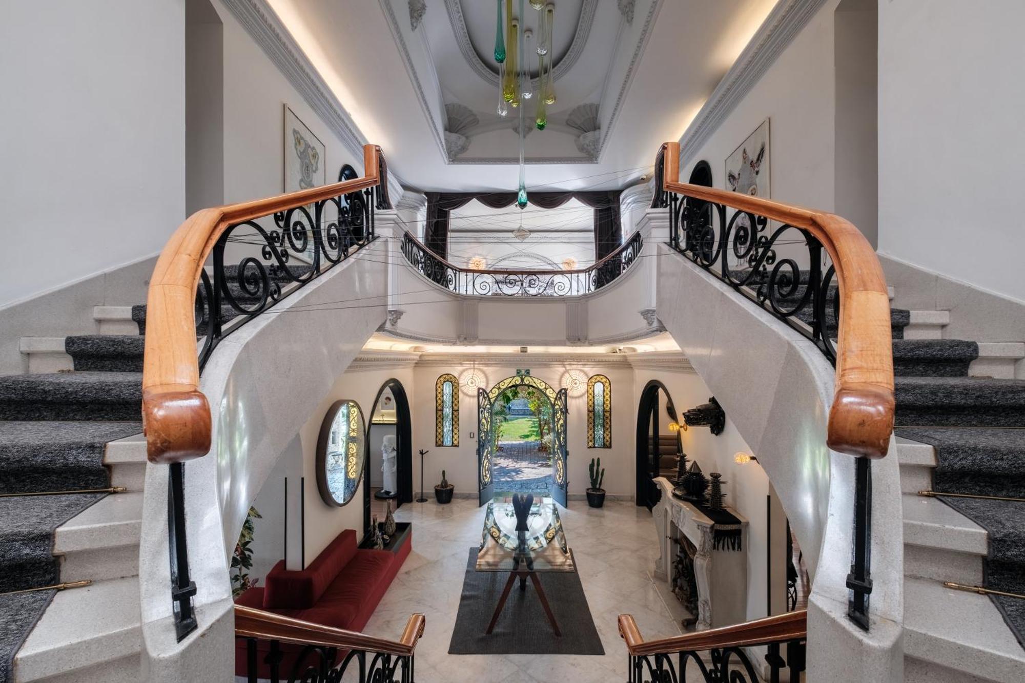 Hotel Pug Seal Polanco Allan Poe 5*