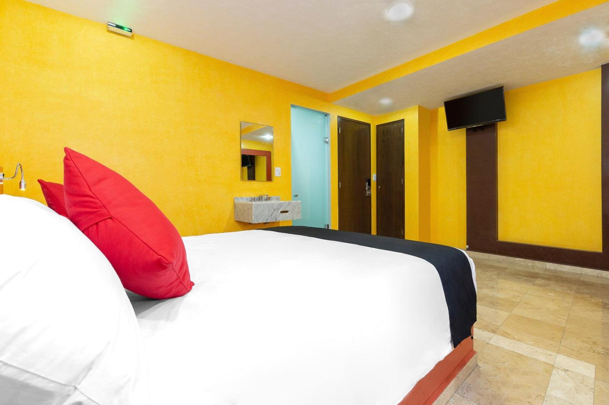 Capital O Df Hotel
