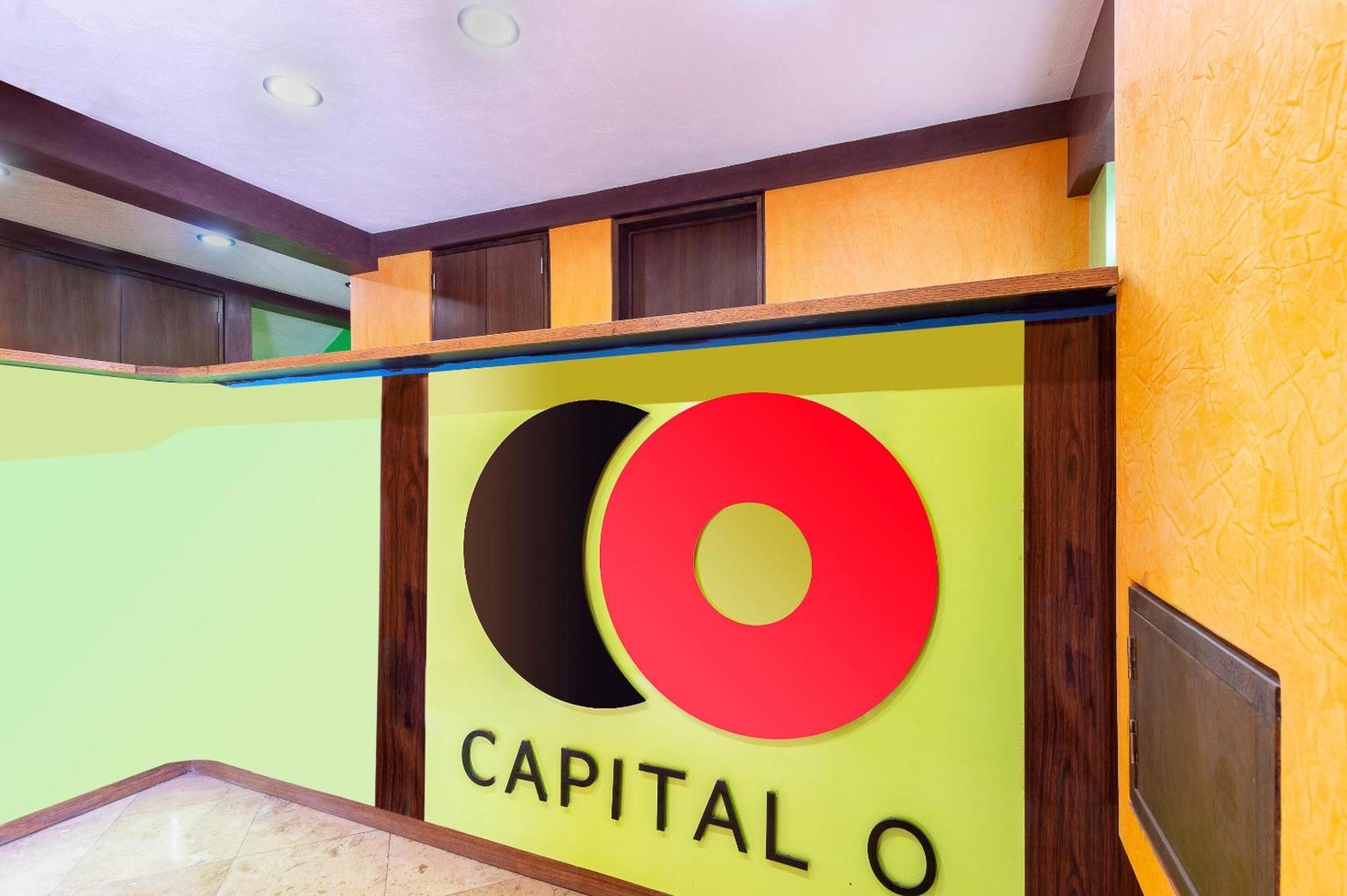 Hotel Capital O Df 2*