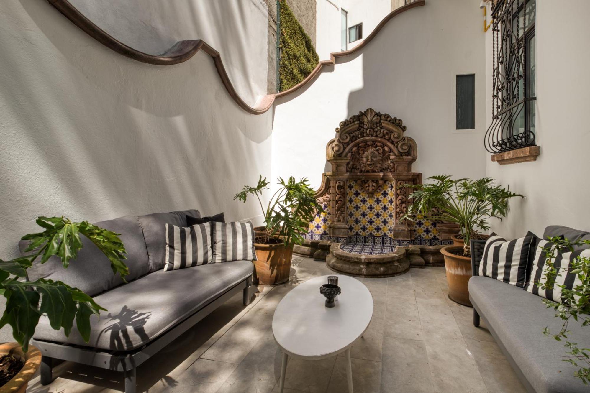 Utopic Campos Eliseos By Uliv Hotel