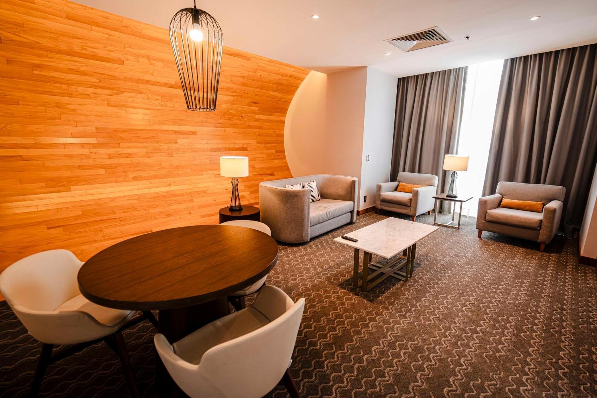 Fiesta Americana Santa Fe Hotel 4*