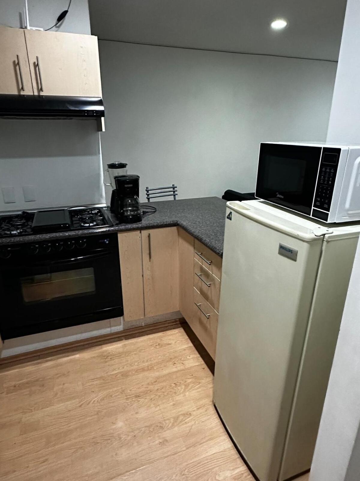 Full Facing Roma Apartment Mexico City