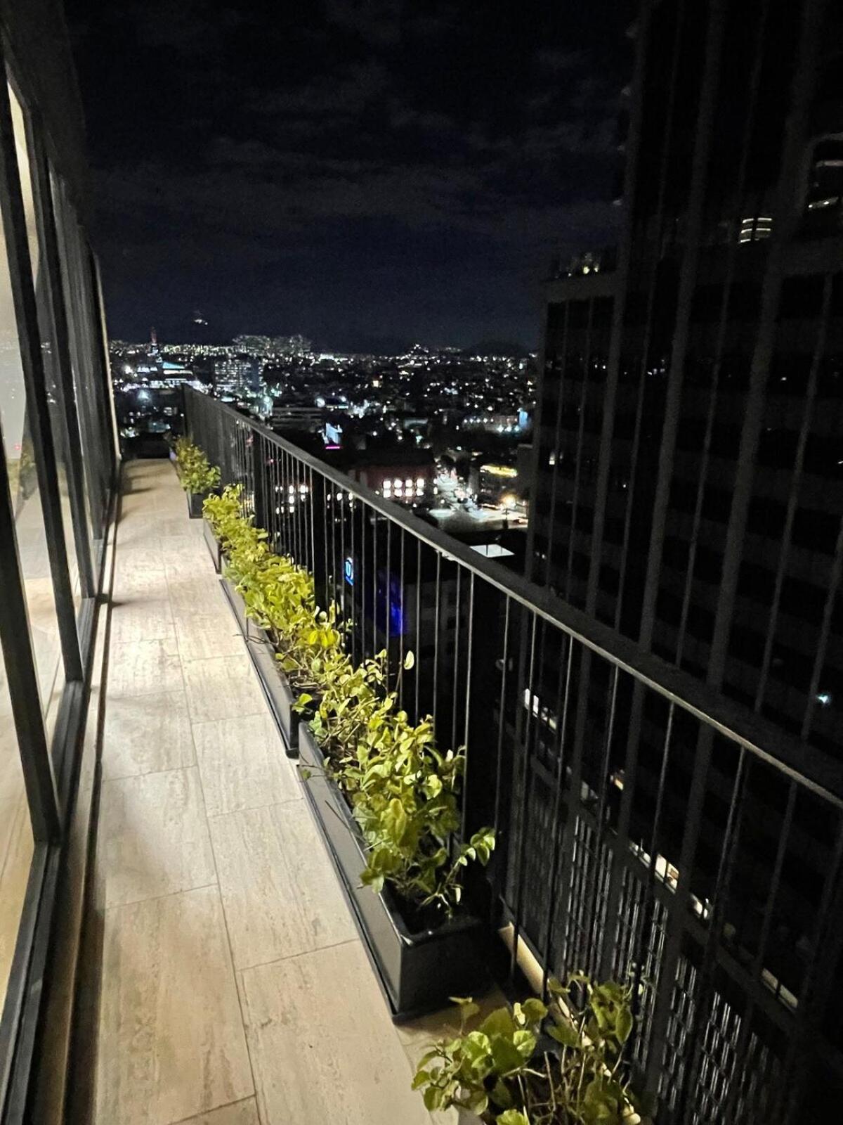Apartamento Excelente Ubicacion A Unos Pasos De Reforma *