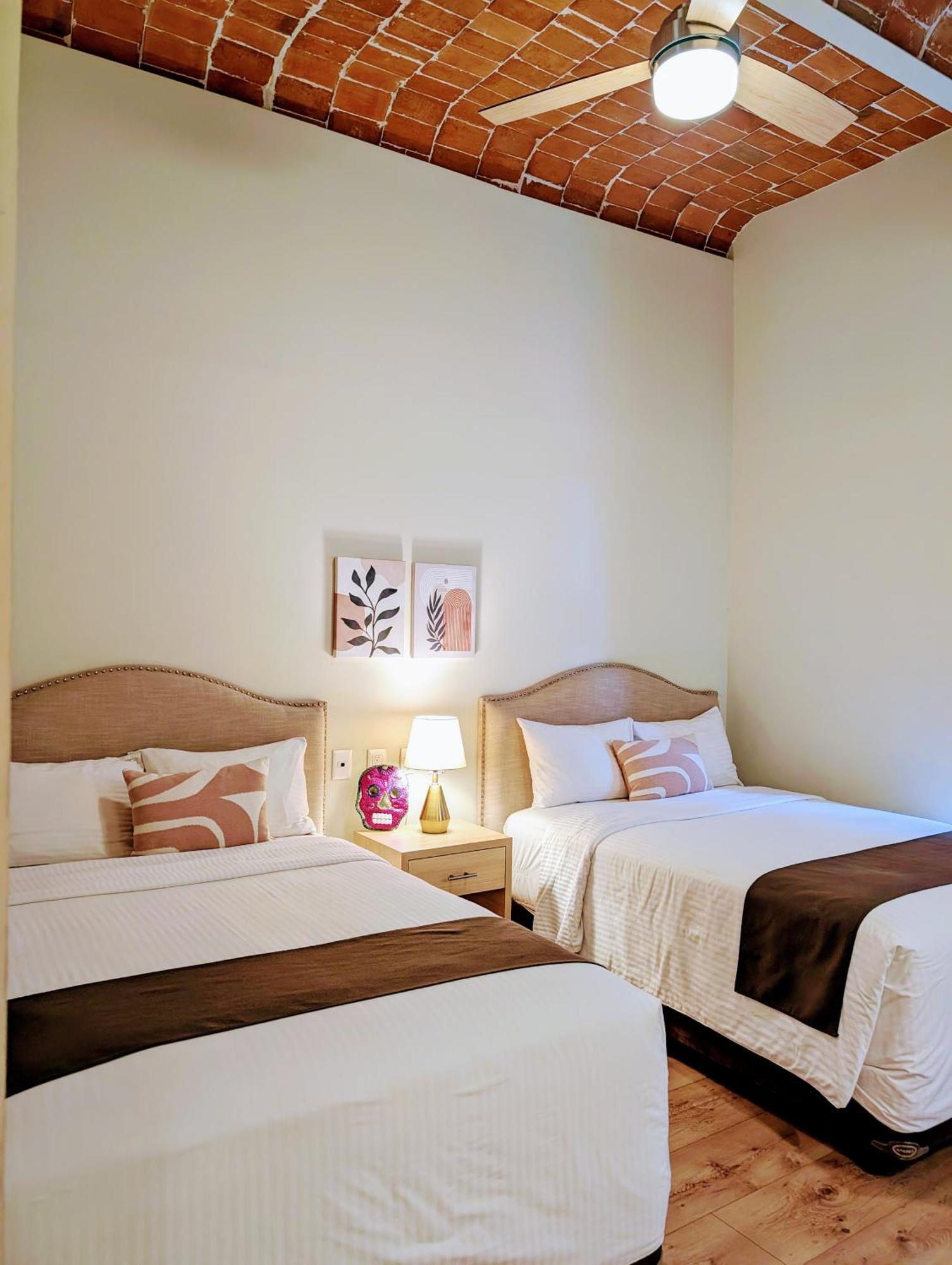 Casa Donceles, 10 Spacious Apartments, Prime Location In Historic Center *