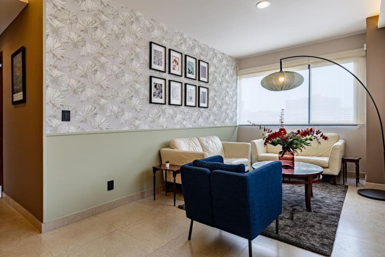 Stylish With Pool And Gym Apartamento