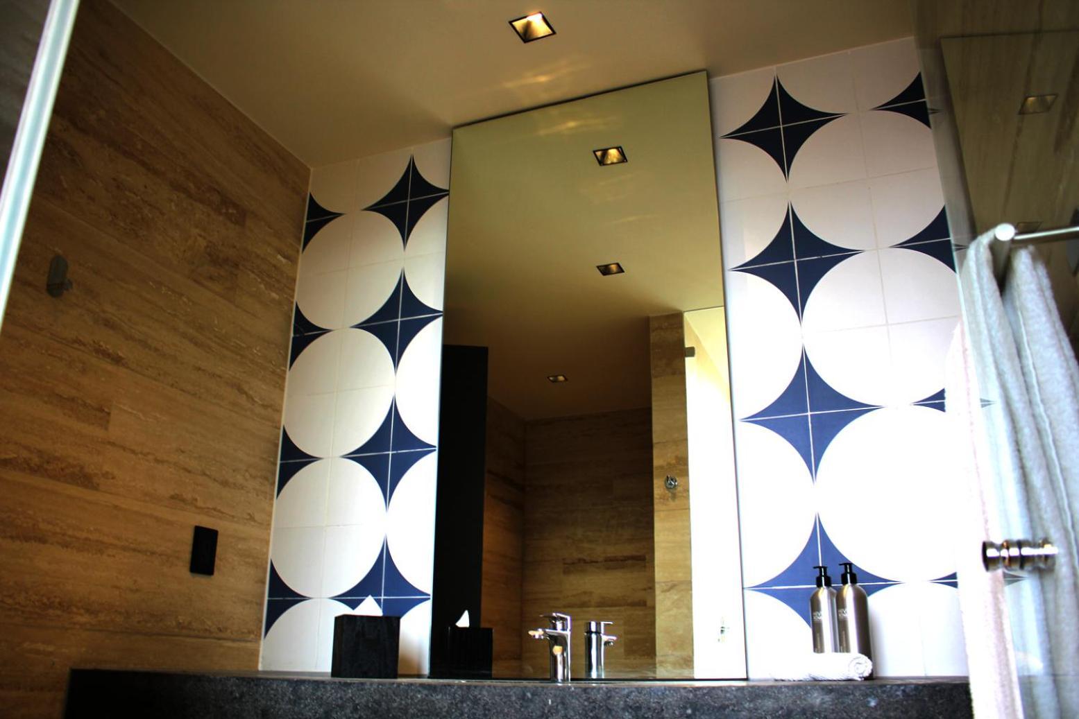 Hive Roma By G Hotel Mexico City