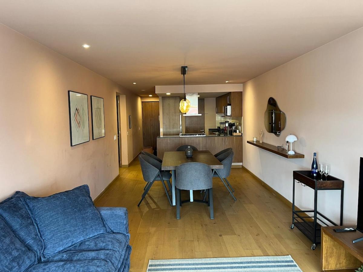 Incredible Condesa With Pool And Gym