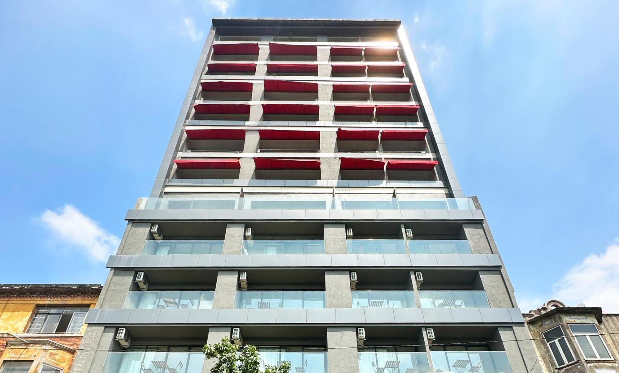 Hive Roma By G 4*